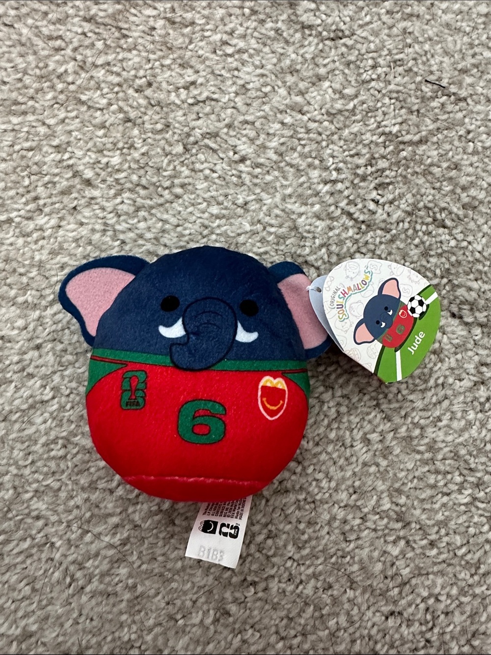 FIFA Jude McDonalds Happy Meal - squishmallow